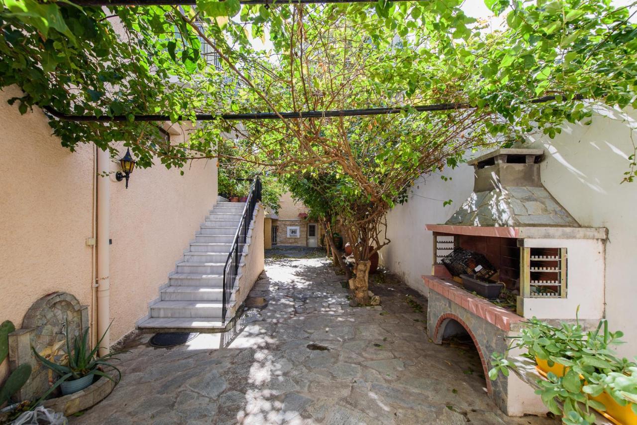 Aegina'S Flowers House エクステリア 写真