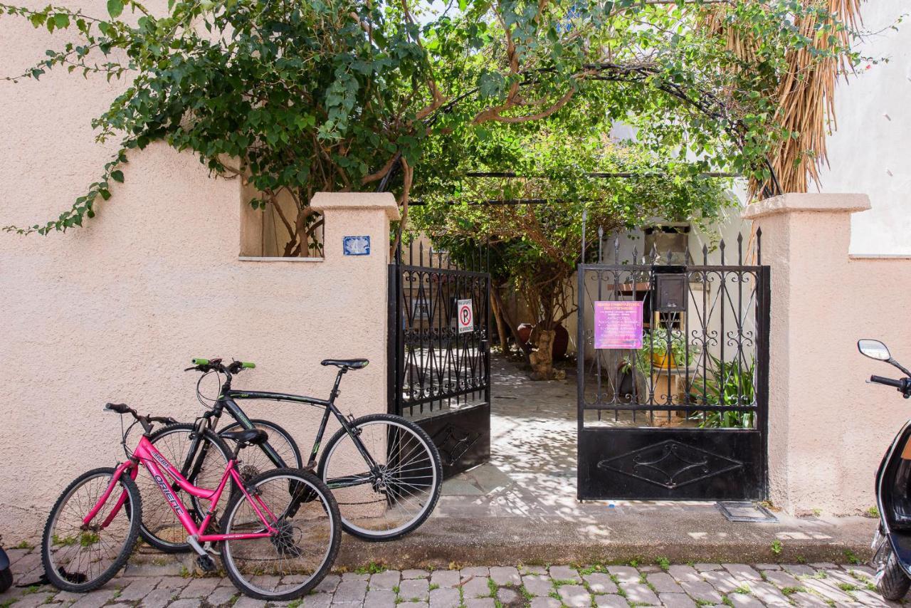 Aegina'S Flowers House エクステリア 写真